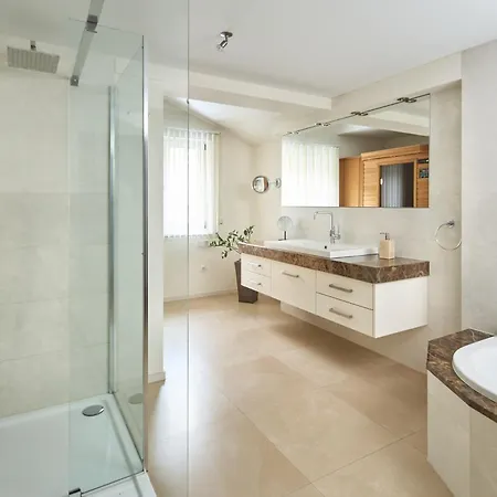 Litz Lounge By Pferd Auf Wolke シュルンス